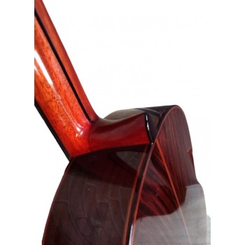 Antonio De Toledo Modelo F17 Negra de Palosanto teñido de rojo ATF-17NR