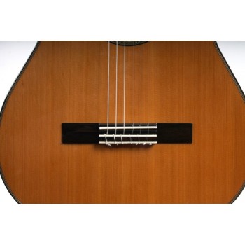 Antonio de Toledo serie Jose Rincon Modelo JR-4C Guitarra Clasica Toda Maciza con tapa de Cedro